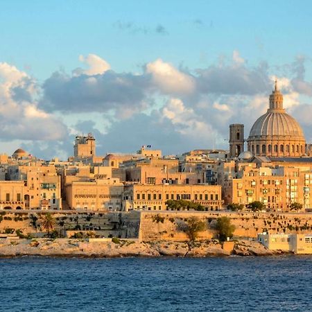 Ana Seafront Haven Apartment Gzira Ngoại thất bức ảnh